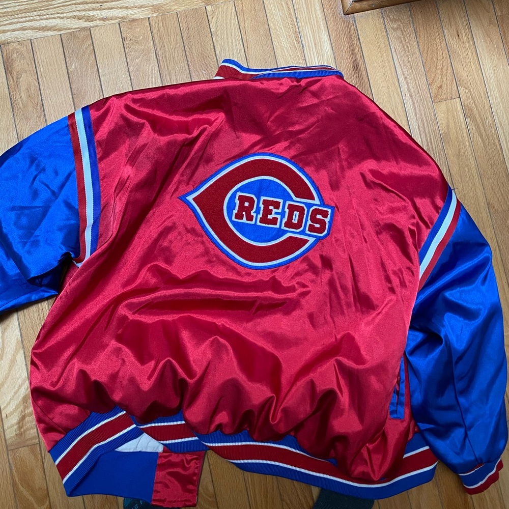Throwback Cincinnati Reds jacket Mitchell & Ness